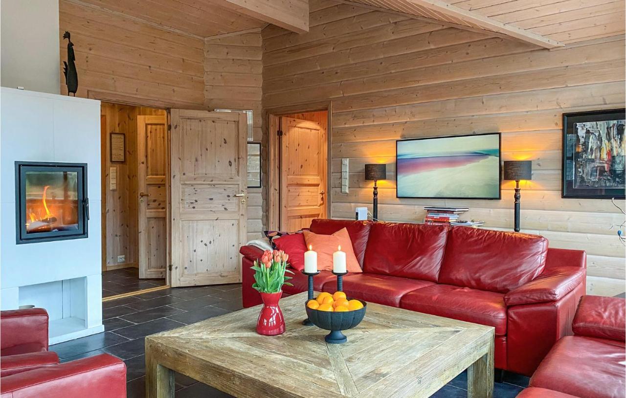 Nice Home In Straumgjerde With Wifi Brunstad 외부 사진